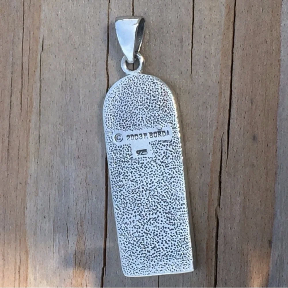 Maiden Mother Crone Pendant in solid .925 Sterling Silver Celtic Triple Goddess - Picture 10 of 11